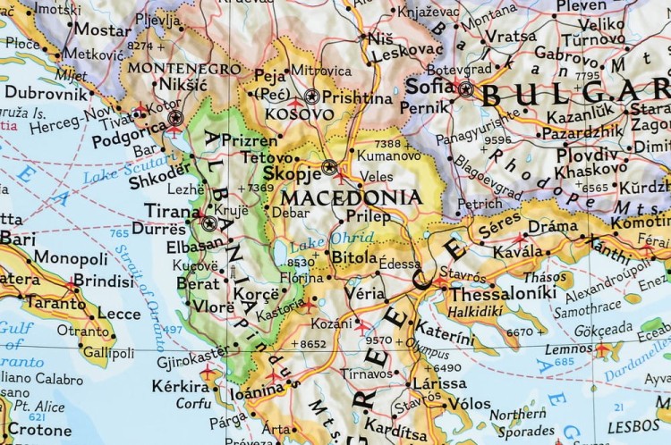 Europa polityczna Classic 1:5 419 000 Mapa w ramie National Geographic fragment 4