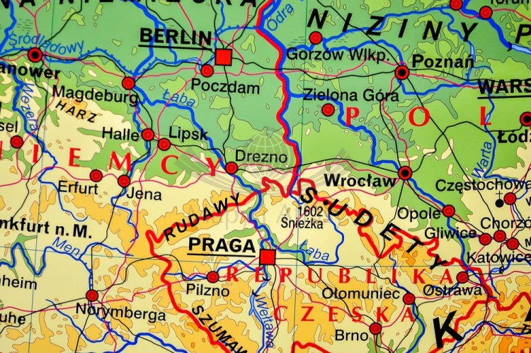 Europa ogólnogeograficzna 1:3 250 000 Mapa magnetyczna Nowa Era fragment 5