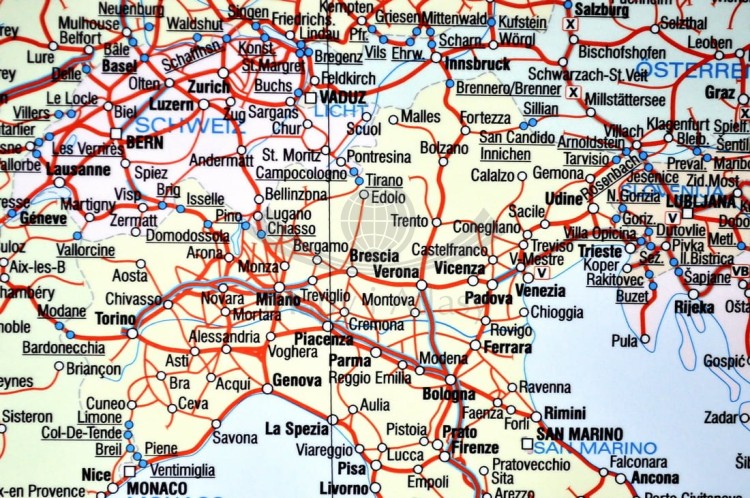 Europa i Azja kolejowa Mapa w ramie Wydawnictwo Kartograficzne Karta fragment 6