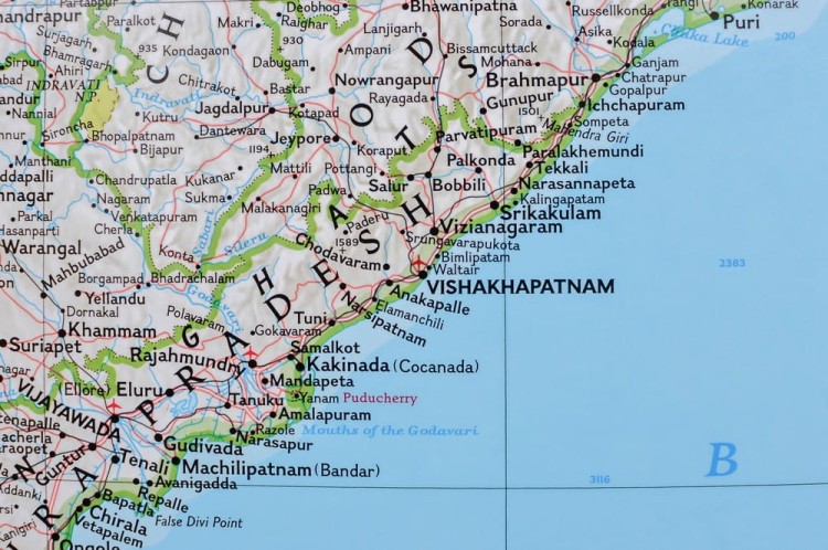 Indie 1:5 625 000. Mapa ścienna wydawnictwa National Geographic. Fragment 4