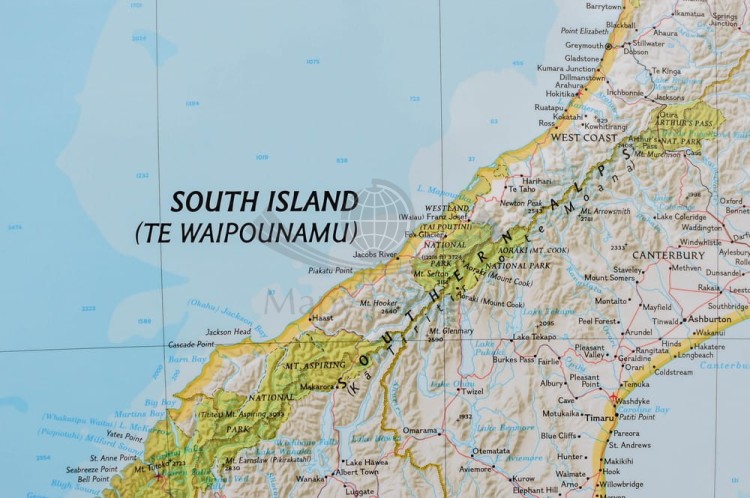 Nowa Zelandia 1:2 300 000. Mapa w wersji do wpinania wydawnictwa National Geographic. Fragment 1