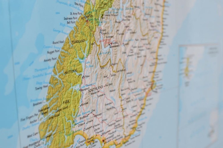 Nowa Zelandia 1:2 300 000. Mapa w wersji magnetycznej wydawnictwa National Geographic. Fragment 4