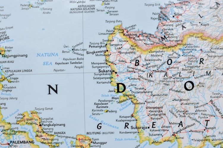 Azja południowo-wschodnia 1:6 497 000. Mapa polityczna w wersji magnetycznej. Wydawnictwo: National Geographic. Fragment 1