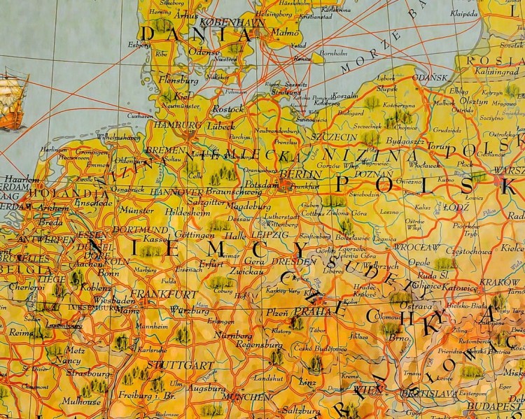 Europa. Mapa ścienna ozdobna 74 x 84 cm. Pergamena. Fragment 1