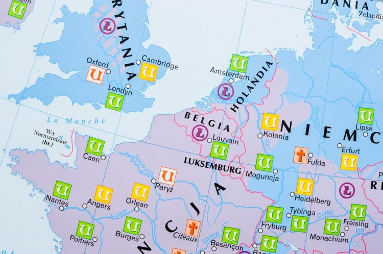 Dziedzictwo kulturowe Europy. Dwustronna mapa ścienna wydawnictwa Nowa Era. Fragment 8