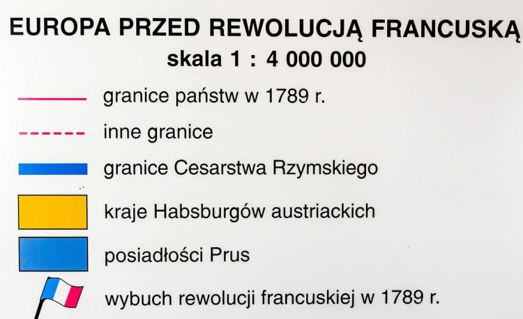 Europa w dobie rewolucji francuskiej / W epoce absolutyzmu oświeconego. Dwustronna mapa ścienna wydawnictwa Nowa Era. Legenda 1