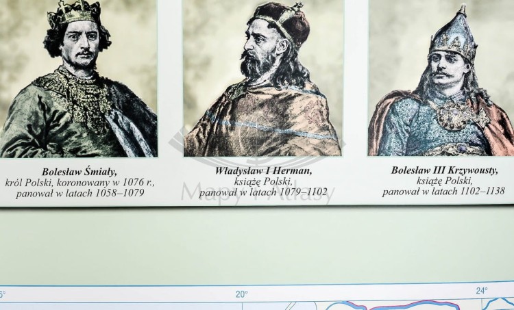 Początki państwa polskiego / Kryzys i odbudowa państwa piastowskiego. Dwustronna mapa ścienna wydawnictwa Nowa Era. Fragment 4