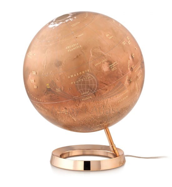 Globus planety Mars. Podświetlany. National Geographic