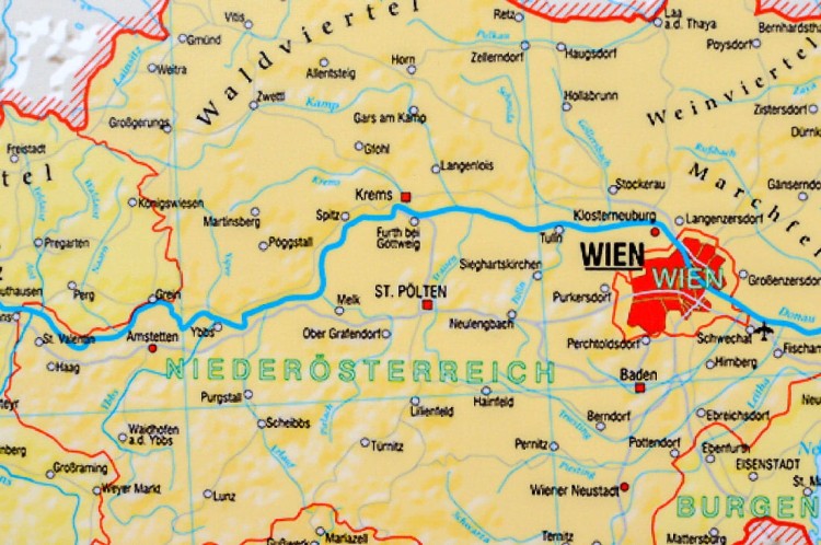 Kraje niemieckojęzyczne. Mapa ścienna polityczna w języku niemieckim. Fragment 2