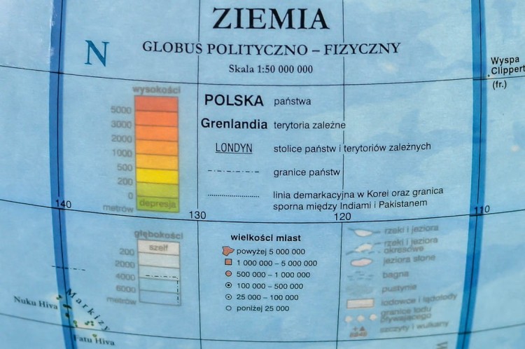 Globus polityczno-fizyczny 25 cm + aplikacja. Podświetlany. Legenda 2