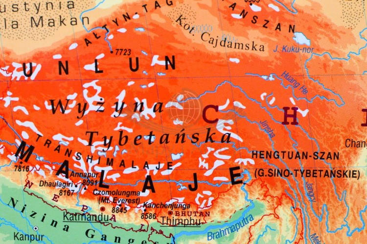 Świat 1:20 000 000. Naklejka, mapa ścienna fizyczna. Producent: Pięta. Fragment 4