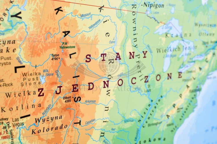Świat 1:20 000 000. Naklejka, mapa ścienna fizyczna. Producent: Pięta. Fragment 9