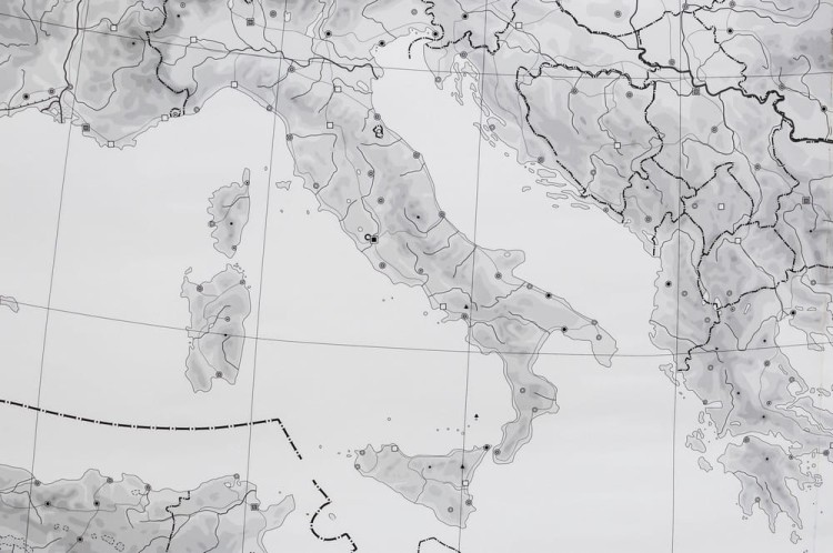Europa 1:3 300 000. Naklejka, mapa ścienna. Konturowa (do ćwiczeń). Producent: Piętka. Fragment 4