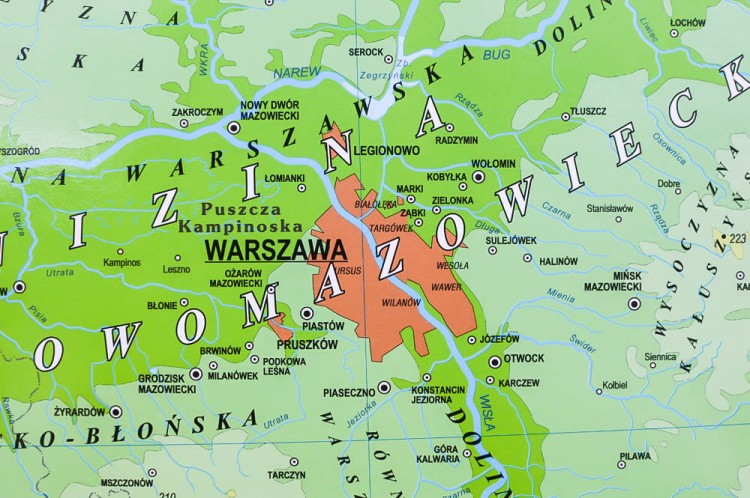 Polska mapa fizyczna 1.750 000 w formie naklejki. Producent. Piętka. Fragment 9