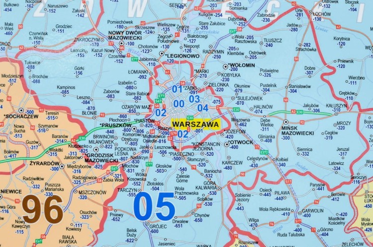 Polska mapa ścienna samochodowa z kodami pocztowymi w formie naklejki. Skala 1:500 000. Producent: Piętka. Fragment 2