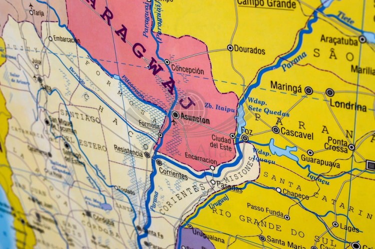 Ameryka Południowa. Naklejka, mapa ścienna. Polityczna. Producent: Piętka. Fragment 6