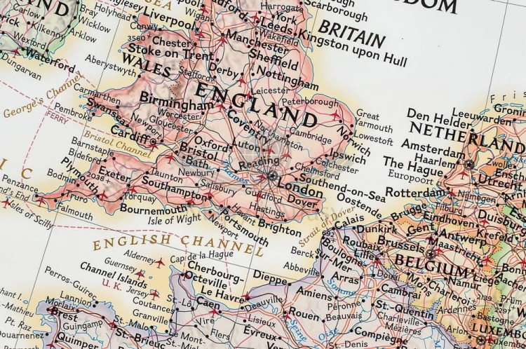 Europa 1:5 471 000. Arkusz, mapa ścienna ekskluzywna. Wydawnictwo: National Geographic. Fragment 1