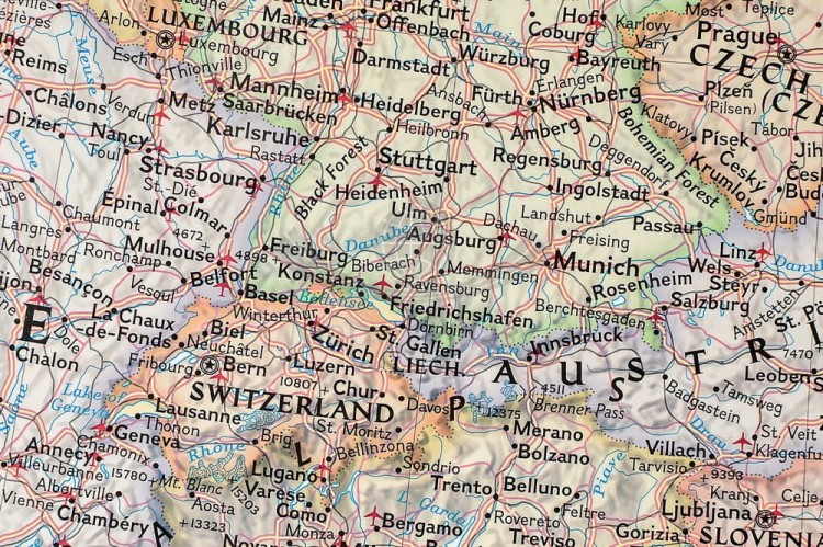 Europa 1:5 471 000. Arkusz, mapa ścienna ekskluzywna. Wydawnictwo: National Geographic. Fragment 6