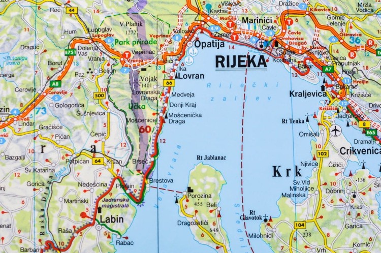 Chorwacja, Słowenia, Bośnia i Hercegowina 1:500 000. Arkusz, mapa ścienna fizyczno-drogowa. FB. Producent: Freytag&Berndt. Fragment 1