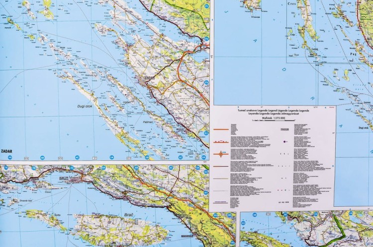 Chorwacja, Słowenia, Bośnia i Hercegowina 1:500 000. Arkusz, mapa ścienna fizyczno-drogowa. FB. Producent: Freytag&Berndt. Fragment 10
