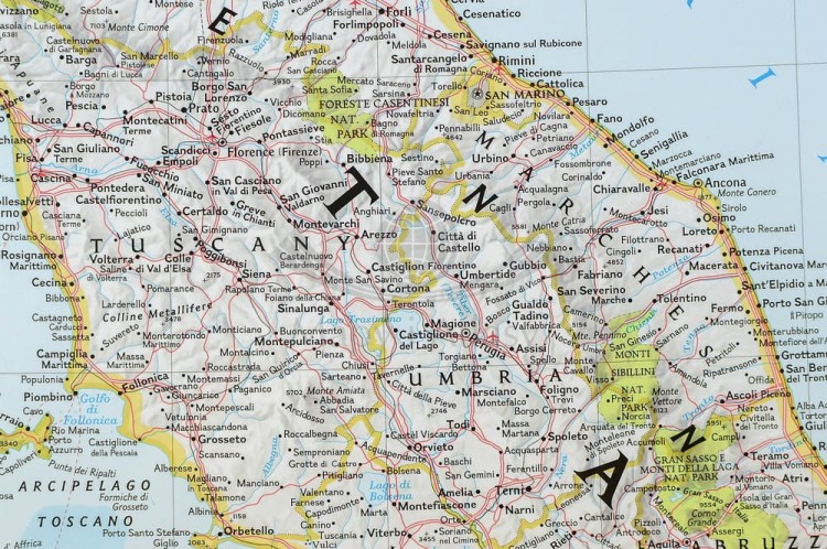 Włochy 1:1 765 000. Arkusz, mapa ścienna. Wydawnictwo: National Geographic. Fragment 2