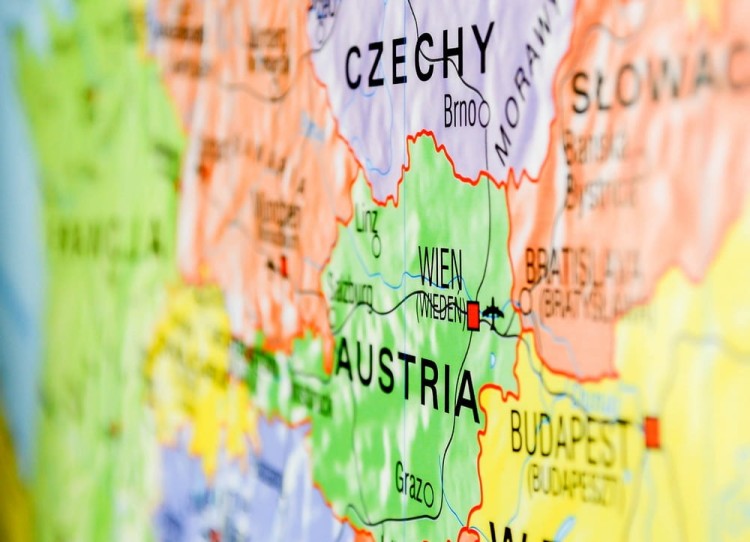 Europa 1:4 000 000. Mapa ścienna polityczna wydawnictwa Meridian. Fragment 6