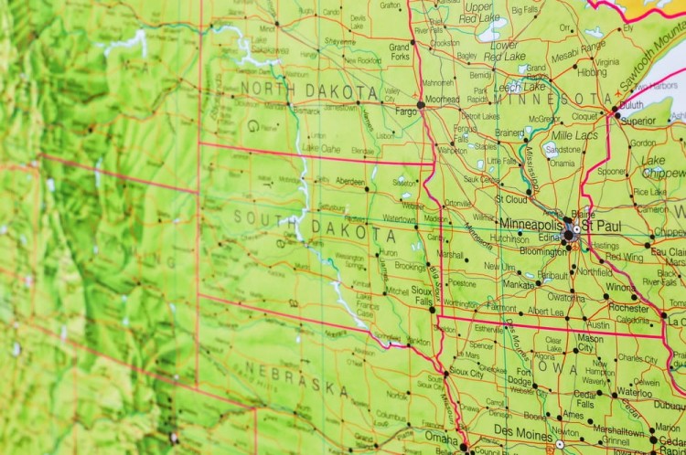 Ameryka Północna 1:7 000 000. Mapa ścienna polityczna wydawnictwa Maps International. Fragment 10