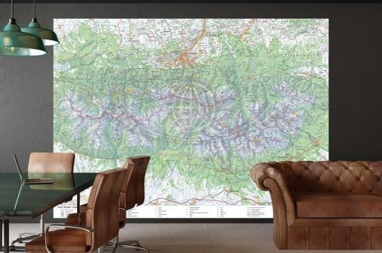 Tatry Polskie i Słowackie. Mapa ścienna turystyczna w formie tapety XL wydawnictwa EKO-GRAF. Przykład aranżacji 1