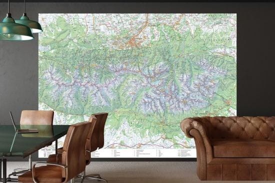 Tatry Polskie i Słowackie. Mapa ścienna turystyczna w formie tapety XXL wydawnictwa EKO-GRAF. Przykład aranżacji 1