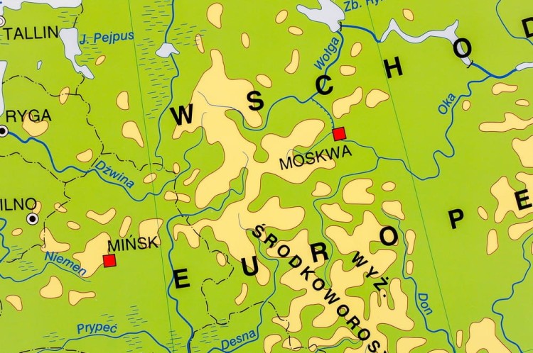 Europa. Mapa ścienna ukształtowanie powierzchni. Nowa Era. Fragment 1