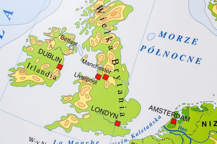 Europa. Mapa ścienna ukształtowanie powierzchni. Nowa Era. Fragment 3