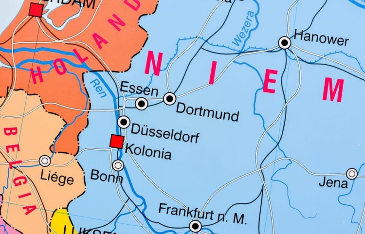 Polska w Europie. Mapa ścienna polityczna Nowa Era. Fragment 3