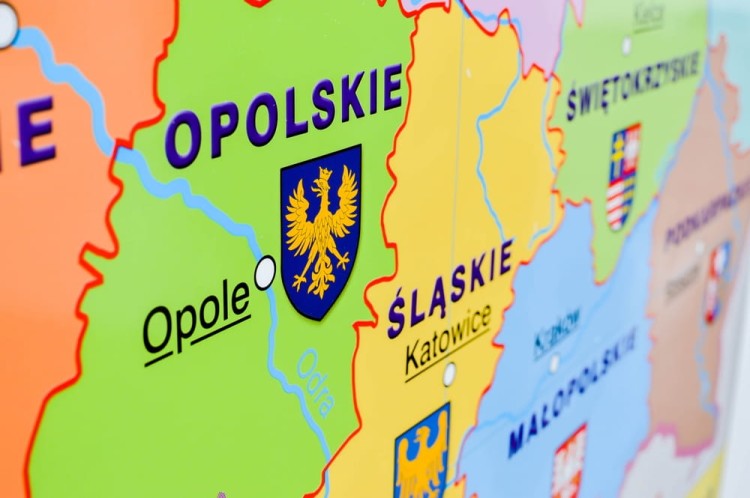 Polska mapa ścienna administracyjna - województwa. Fragment 5