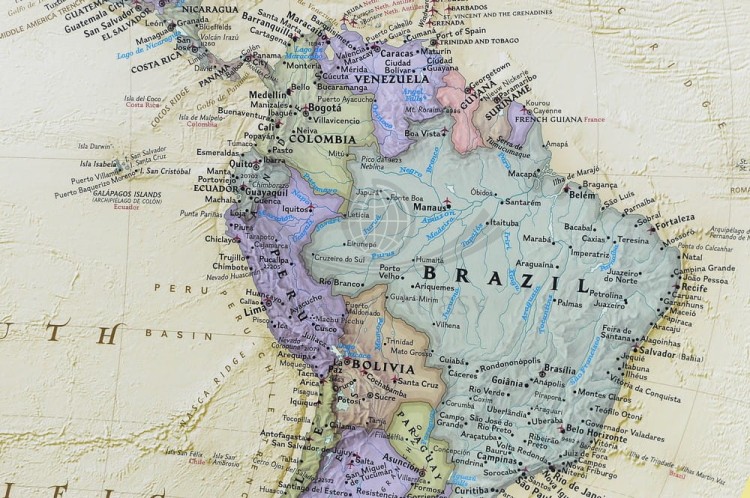Świat. Półkule. Mapa ozdobna w wersji do wpinania. Wydawnictwo: National Geographic. Fragment 4