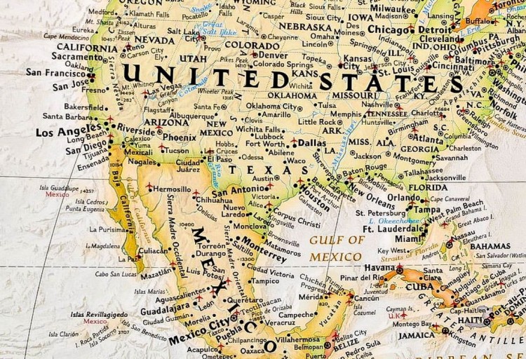 Świat 1:29 772 000. Mapa ścienna polityczna, ekskluzywna. Laminat błysk. Wydawnictwo: National Geographic. Fragment 1