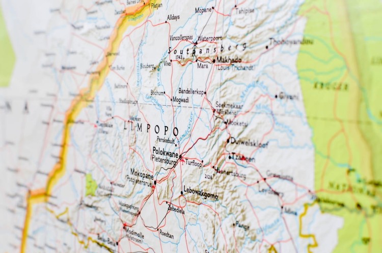 Afryka Południowa (RPA) 1:3 044 000. Mapa ścienna. National Geographic. Fragment 8