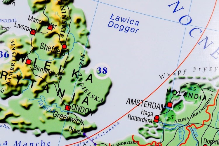 Europa 1:4 000 000. Mapa ścienna fizyczna wydawnictwa Meridian. Fragment 3