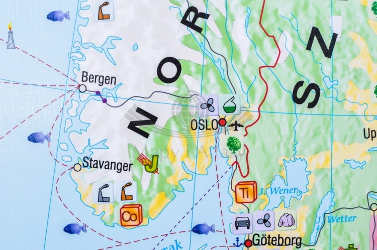 Europa gospodarcza 1:3 600 000. Mapa ścienna wydawnictwa Meridian. Fragment 9