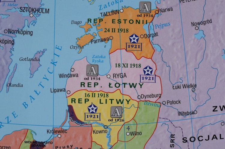 Europa w latach 1919-1939. Mapa ścienna wydawnictwa Meridian. Fragment 2