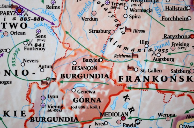 Europa wczesnośredniowieczna (od VIII wieku do połowy X). Mapa ścienna wydawnictwa Meridian. Fragment 3