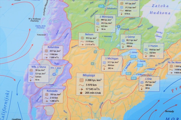 Hydrografia świata 1:26 000 000. Mapa ścienna wydawnictwa Meridian. Fragment 1