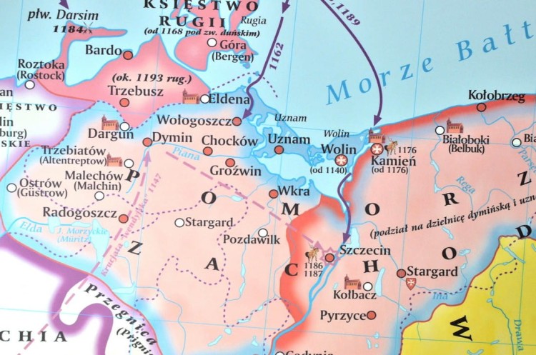 Rozbicie dzielnicowe Polski. Mapa ścienna wydawnictwa Meridian. Fragment 2