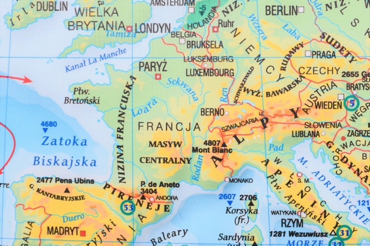 Świat 1:33 000 000. Mapa ścienna fizyczna z elementami ekologii wydawnictwa Meridian. Fragment 1