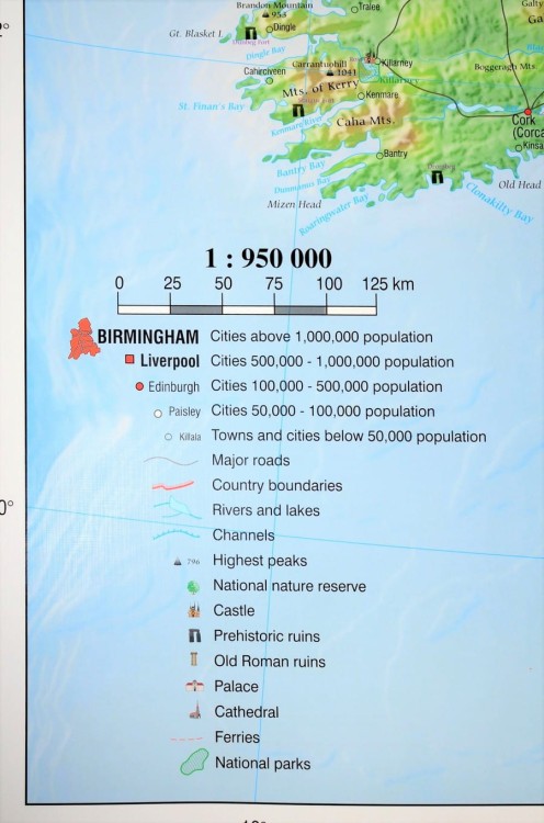Wielka Brytania i Irlandia / Czasy angielskie (The Tenses). Dwustronna mapa ścienna wydawnictwa Meridian. Strona 1 - legenda