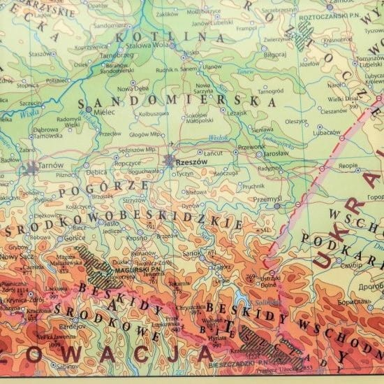 Polska 1:1 800 000. Mapa fizyczna w ramie drewnianej. Fragment 1
