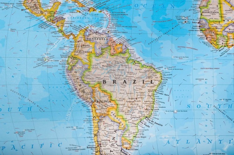 Świat 1:15 267 000. Mapa ścienna w formie murala. Wydawnictwo: National Geographic. Fragment 2