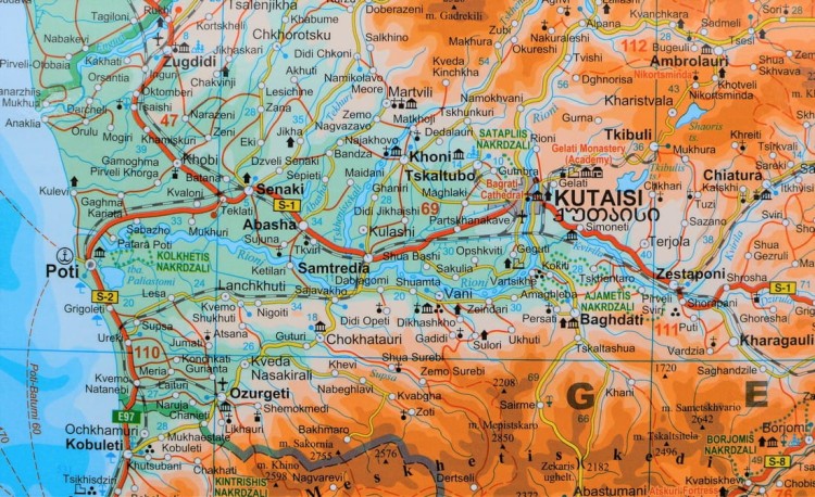 Kaukaz 1:1 000 000. Gruzja, Armenia, Azerbejdżan. Mapa ścienna fizyczno-drogowa. Fragment 6