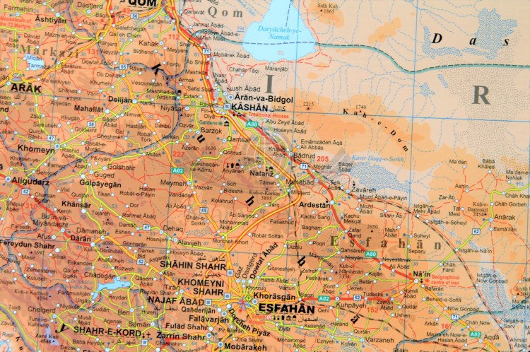 Iran 1:2 000 000. Mapa ścienna fizyczno-drogowa. Fragment