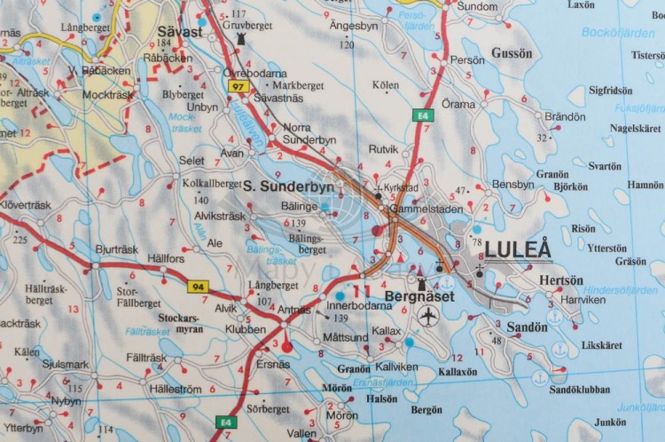 Szwecja 1:600 000. Dwustronna mapa ścienna drogowa wydawnictwa Freytag & Berndt. Fragment 1