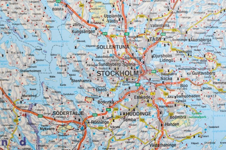 Szwecja 1:600 000. Dwustronna mapa ścienna drogowa wydawnictwa Freytag & Berndt. Fragment 8